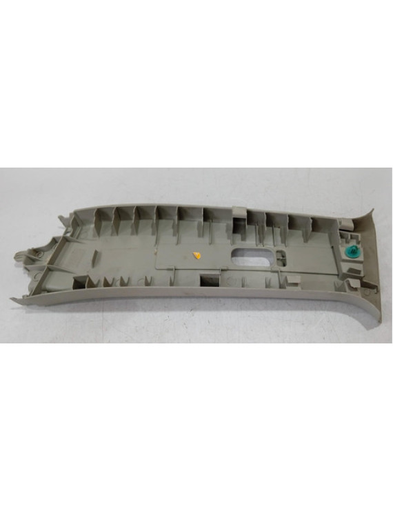 Moldura Central Direito Hilux Sw4 2005 - 2015