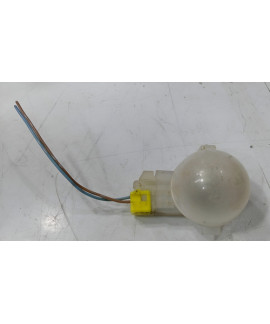 Luz Cortesia Porta Malas Versa 2013 - 2019