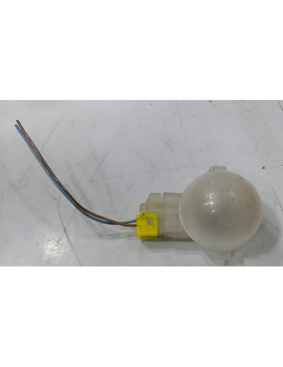 Luz Cortesia Porta Malas Versa 2013 - 2019