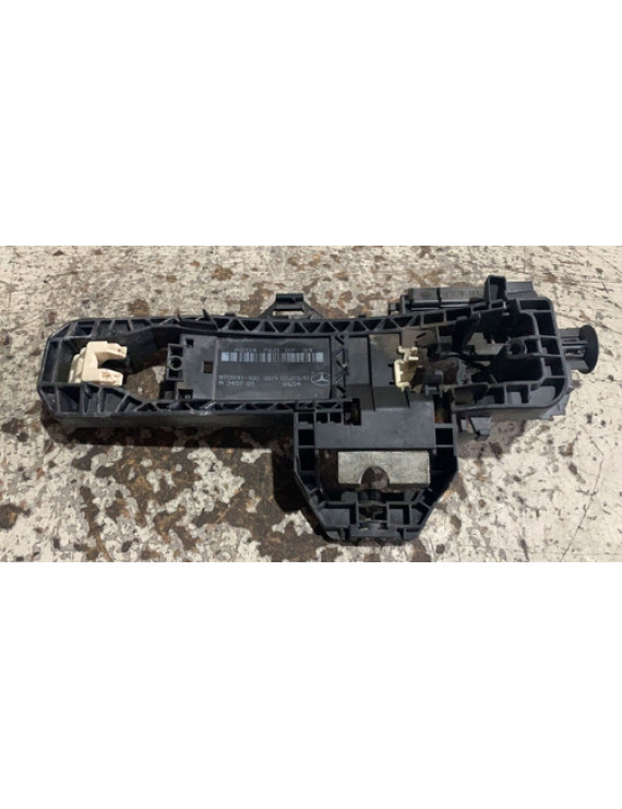 Suporte Maçaneta Traseira Esquerda Mercedes C180 Cgi 2011