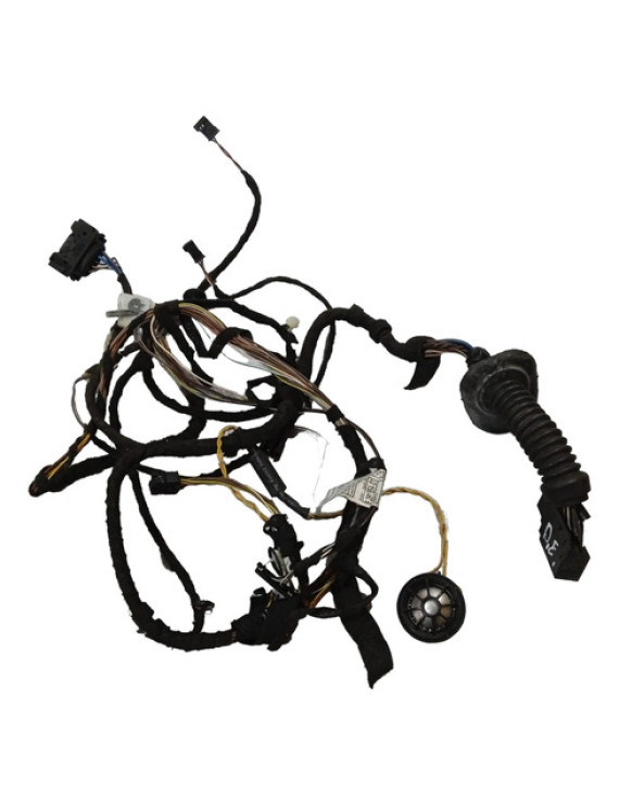 Chicote Da Porta Dianteira Esquerda Bmw 135 2015