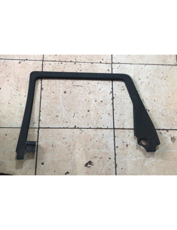 Moldura Interna Porta Traseira Direita Jeep Cherokee 2015