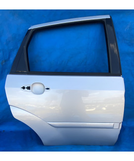 Porta Traseira Direita Focus Sedan 2000 A 2006 Prateado