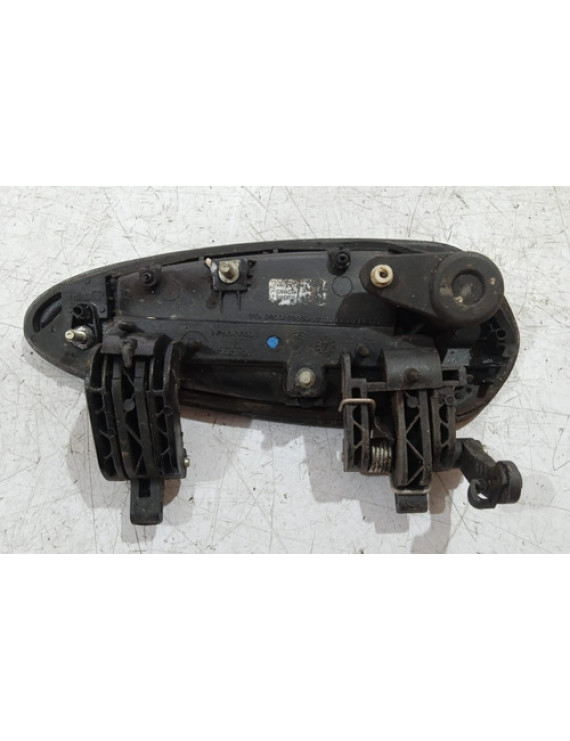 Maçaneta Externa Dianteira Esquerda Fiat Linea 2008 - 2016 Dianteira