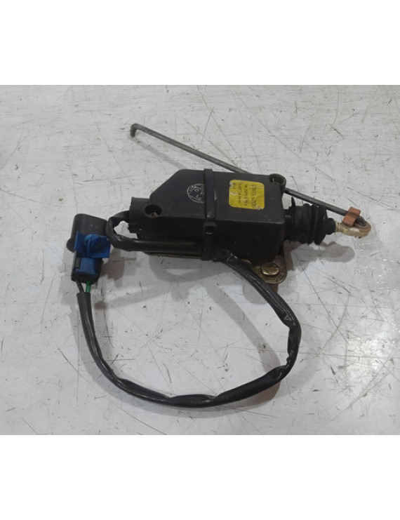 Trava Porta Traseira Direita Kia Sportage 1999 2000 2001   