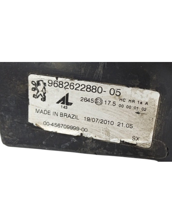 Farol Direito Peugeot 207 2010 - 2012 / Detalhes Direito/passageiro