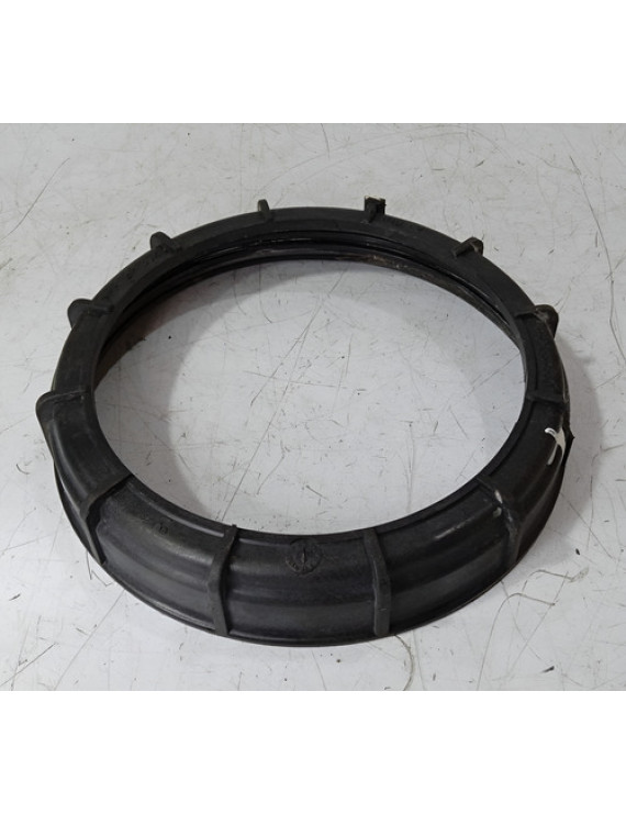 Porca Trava Bomba Combustível Xsara Picasso 2008 - 2012 Preto