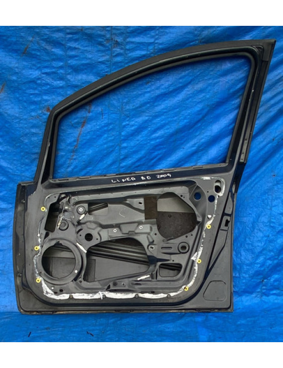 Porta Dianteira Direita Fiat Linea 2009 A 2016