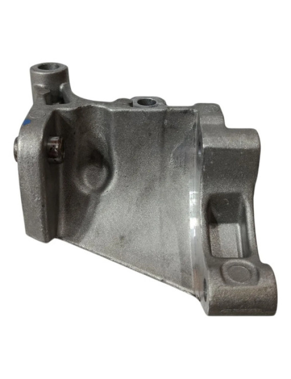 Suporte Bomba Hidráulica Tracker 1.8 2014 2015 2016 Prateado