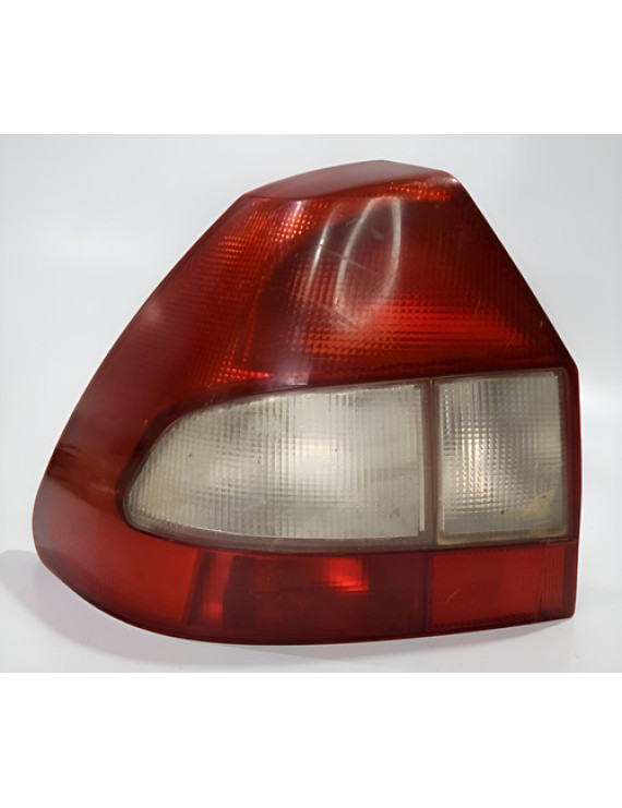 Lanterna Esquerda Ford Fiesta Sedan 2000 - 2004 Esquerdo/motorista Vermelho