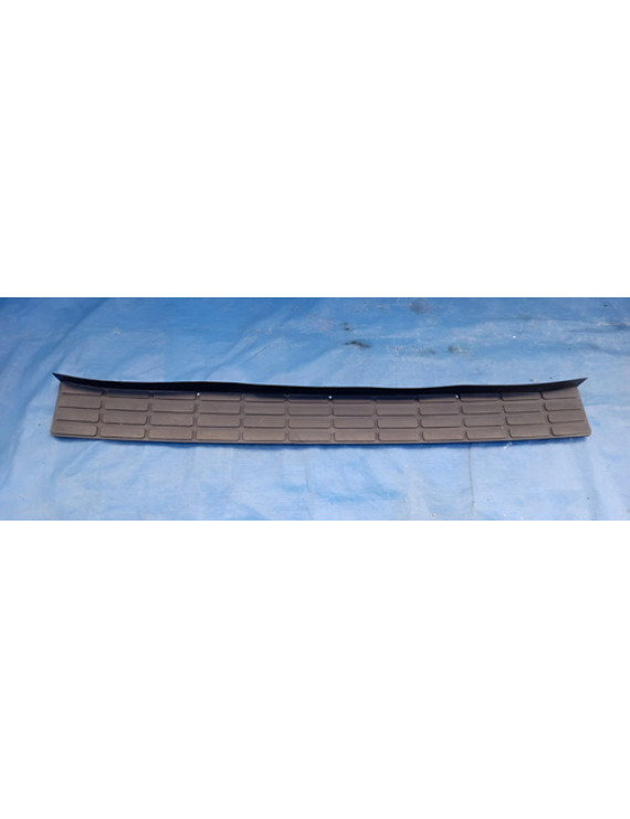 Soleira Acabamento Parachoque Traseiro Blazer 1996 - 2004 Preto