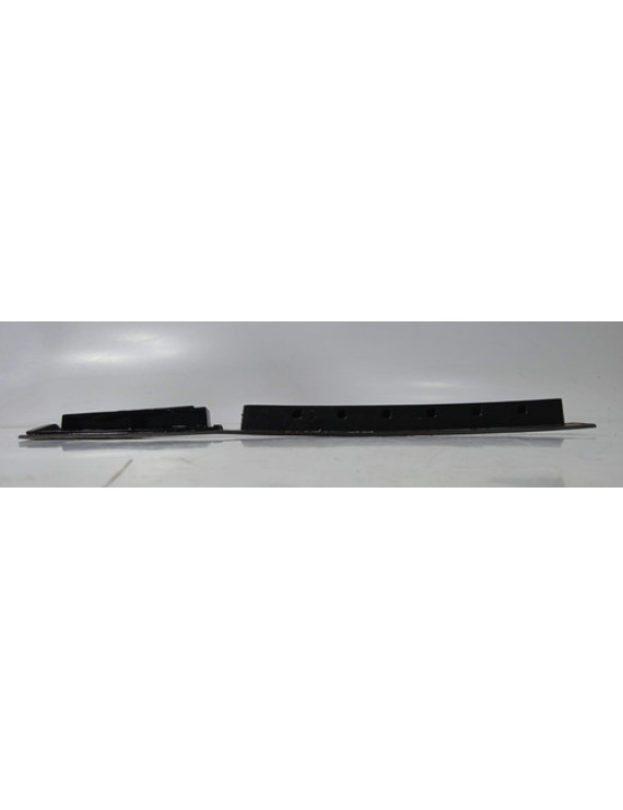 Friso Borracha Rack Teto Dianteira Esquerda Hrv 2016 - 2021 Preto