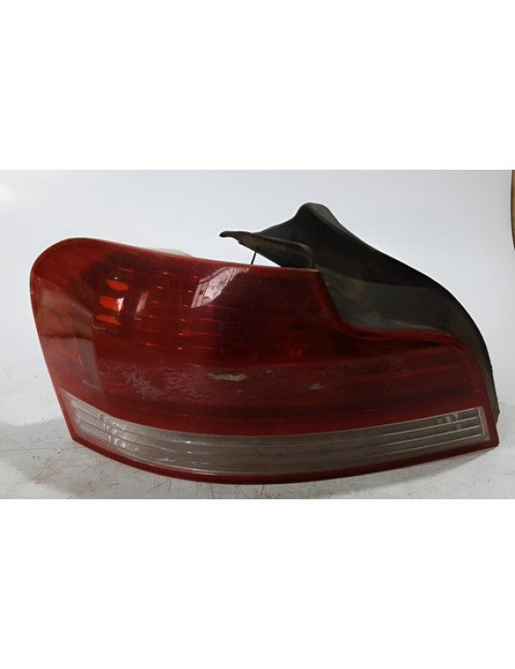 Lanterna Esquerda Bmw 120 Cabriolet 2008 2009 2010 Esquerdo Vermelho