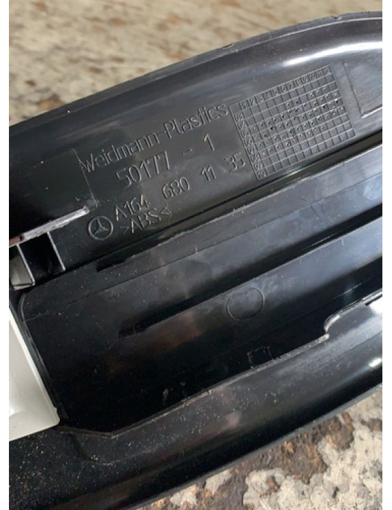 Soleira Porta Traseira Esquerd Mercedes Ml320 2009 2010 2011
