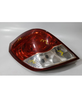 Lanterna Esquerda Captiva 2008 2009 2010 2011 2012 2013 Esquerdo/motorista Vermelho