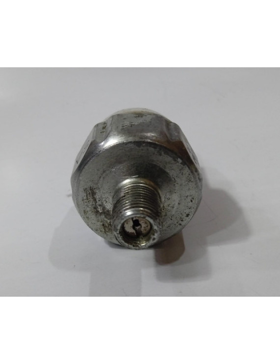 Sensor Pressão Óleo Hilux 3.0 2005 - 2015 Prateado