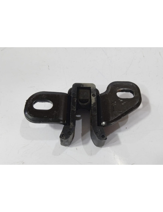 Batente Esquerdo Tampa Traseira Outlander 2014 - 2019 Preto