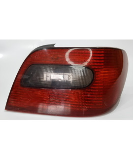 Lanterna Direita Citroen Xsara 1997 - 2005 Detalhe