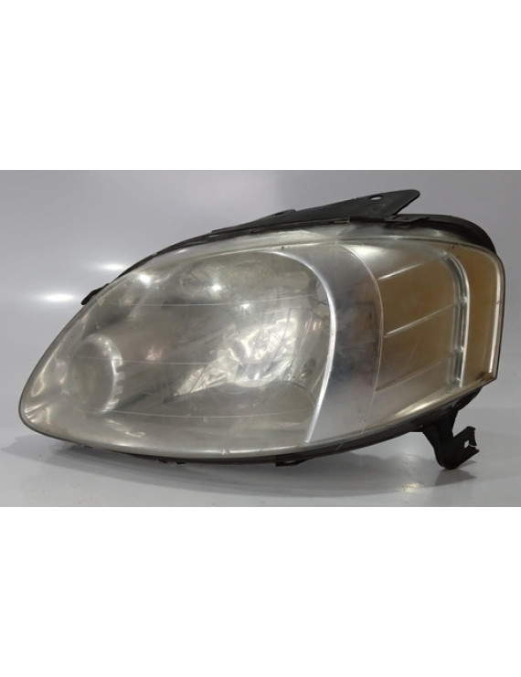 Farol Esquerdo Fox 2003 - 2009 / Detalhe