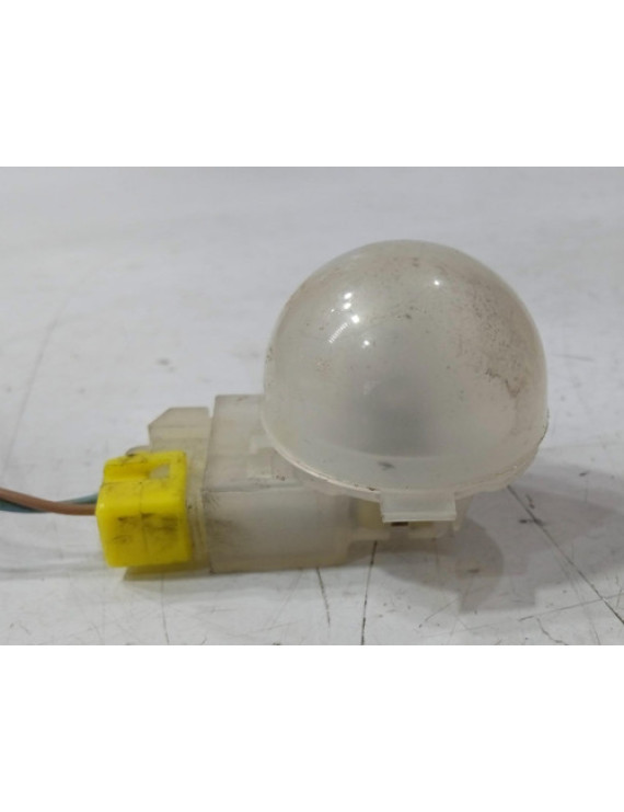 Luz Cortesia Porta Malas Versa 2013 - 2019
