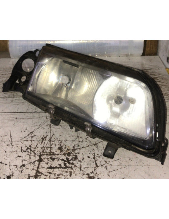 Farol Lado Direito Volvo S80 2001