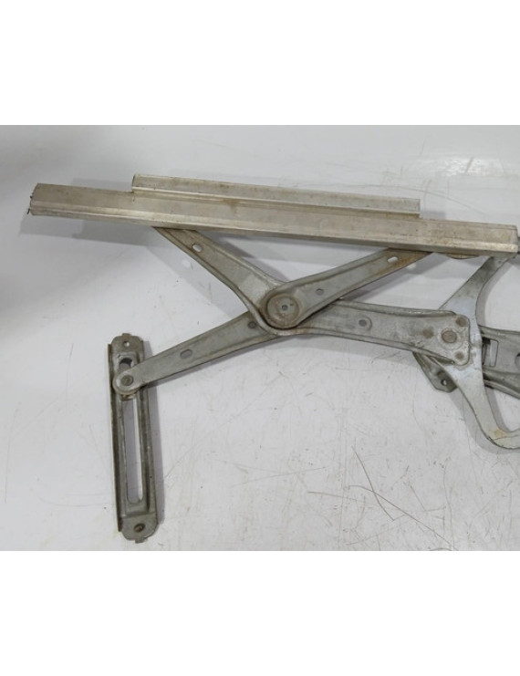 Máquina De Vidro Dianteiro Direito Mercedes C180 1998