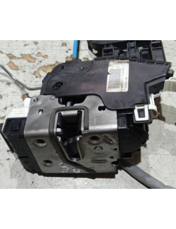 Fechadura Dianteira Esquerda Mercedes Gla200 2015 - 2019