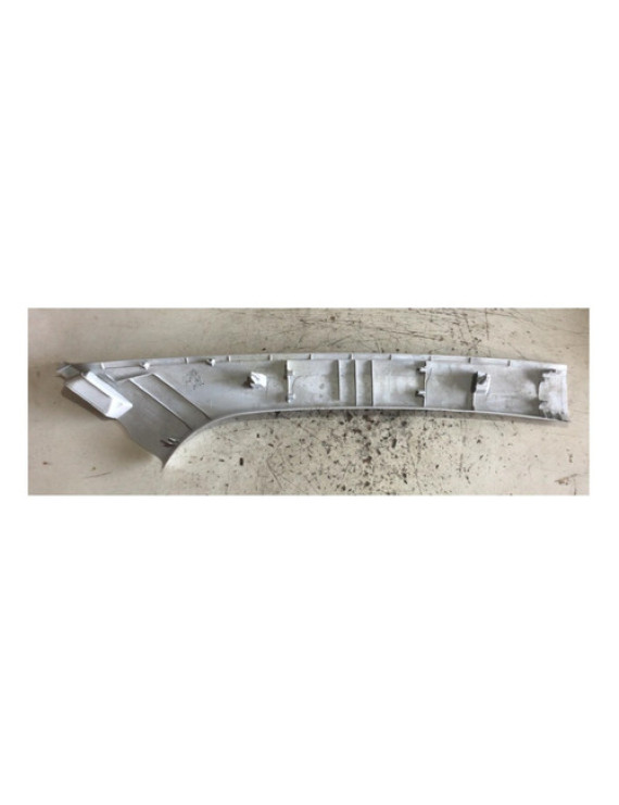 Moldura Coluna Esquerdo Peugeot 2008 - 2017 / 15279g01