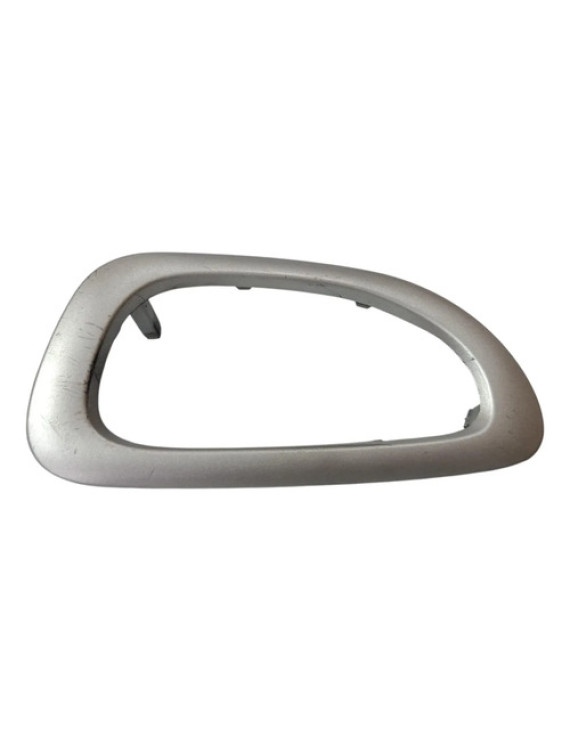 Moldura Maçaneta Dianteira Esquerda Peugeot 307 2007 2008 Prateado Dianteira