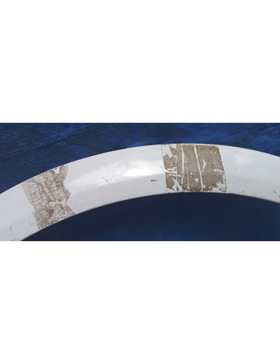 Moldura Caixa Roda Traseira Direita Captiva 2008 2009 2010