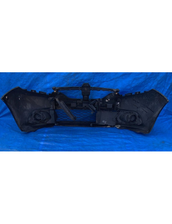 Parachoque Dianteiro Sandero 2014 15 16 17 2018 / Detalhe