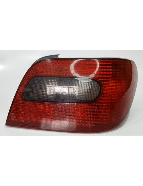 Lanterna Direita Citroen Xsara 1997 - 2005 Detalhe