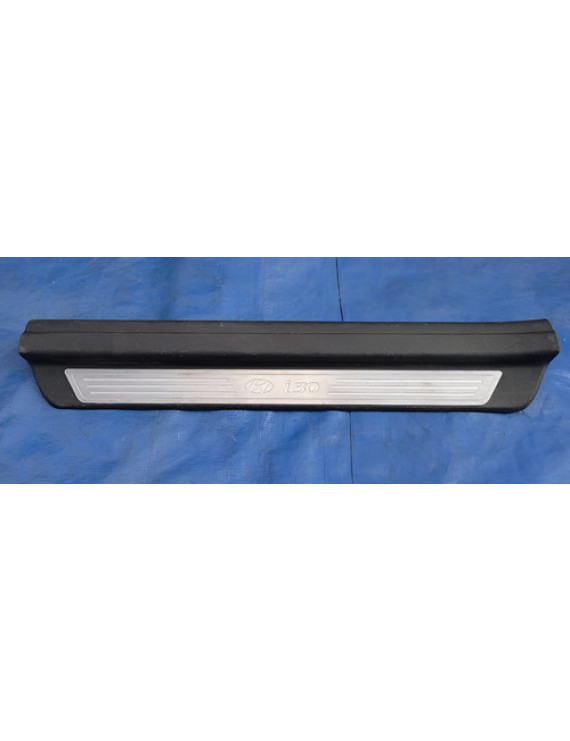Soleira Porta Dianteira Esquerda Hyundai I30 2008 - 2011 Preto