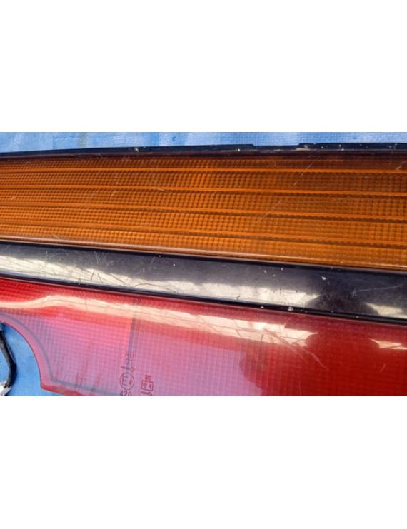 Lanterna Traseira Tampa Mitsubishi Space Wagon Glxi 1995