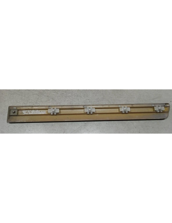Friso Porta Traseira Direita Mb E320 1995 - 2002 A2106901062