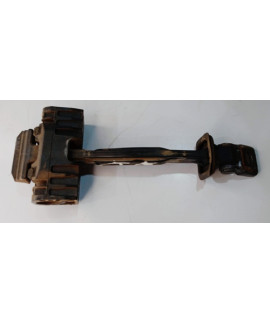 Limitador De Porta Traseiro Esquerdo Vw Amarok 2012 - 2018