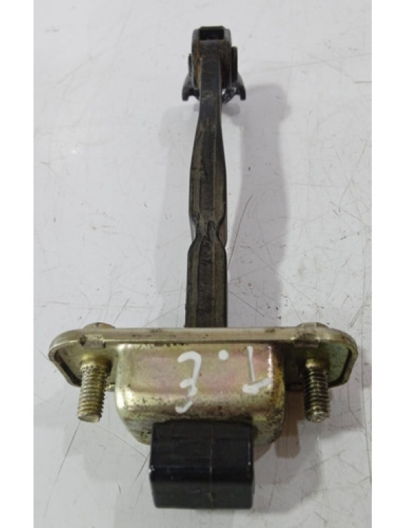 Limitador Porta Traseira Esquerda Lifan 530 2015 - 2018
