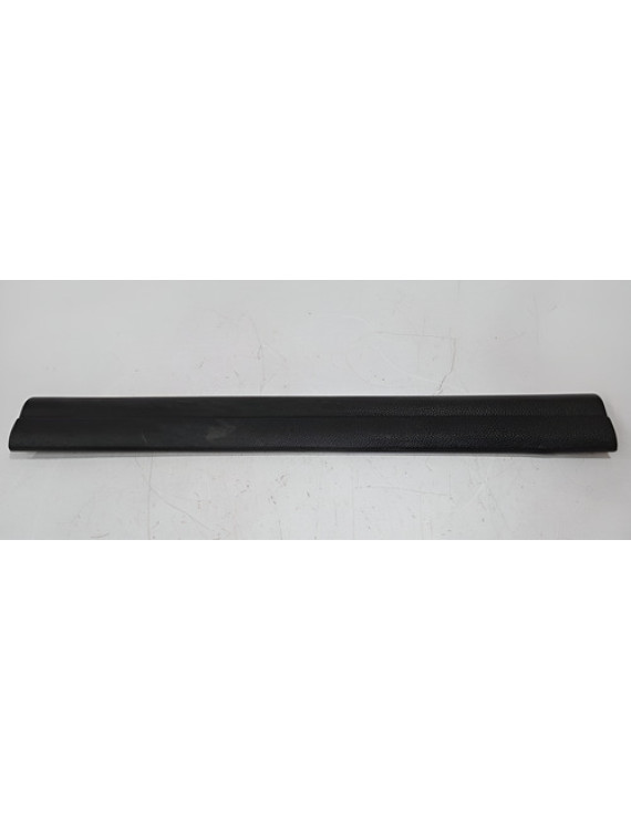 Soleira Porta Dianteira Direita Bmw 135 2015 Preto