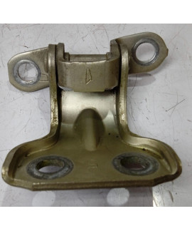 Dobradiça Inferior Porta Tras Dir Daihatsu Terius 2001 2005