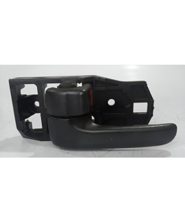 Maçaneta Interna Dianteira Esquerda Toyota Rav4 2001 - 2005 Preto