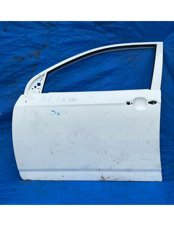 Porta Dianteira Esquerda Lifan 620 2011 A 2016 / Detalhe - Dianteira - Esquerda - Branco