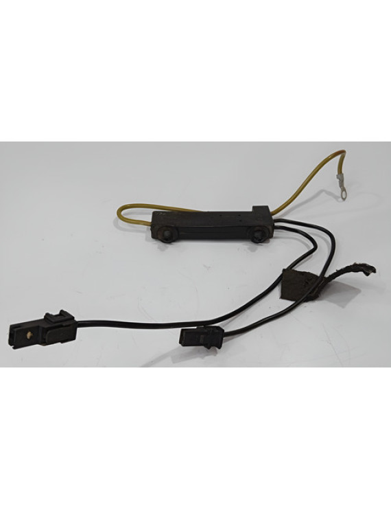 Amplificador Som Rádio Mercedes C180 2012 / A2048708390 Preto