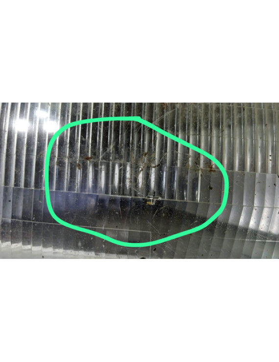 Farol Direito Ford Explorer 1995 - 2001 Detalhe Direito/passageiro