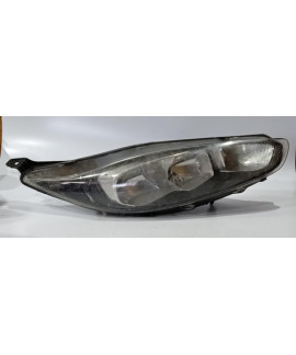 Farol Direito Ford Fiesta 2013 - 2019 / Detalhe