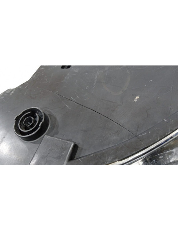 Farol Direito Passat Variant 2007 2008 2009 2010  / Avaria Direito/passageiro