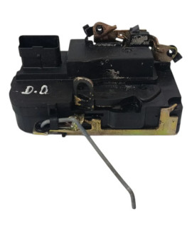 Fechadura Dianteira Direita Peugeot 206 207 2007 - 2012 Fechadura Dianteira Direita Peugeot 206 207 2007 - 2012