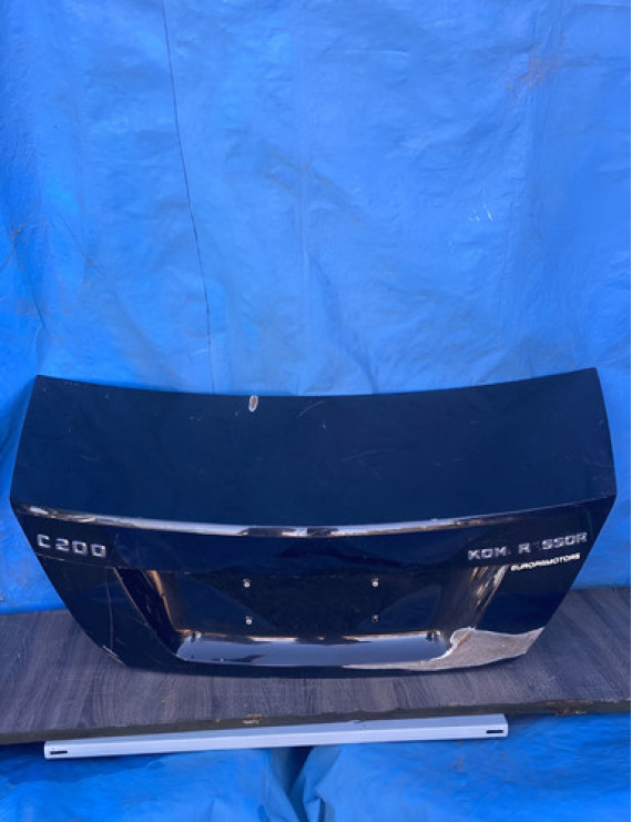 Tampa Traseira Mercedes C200 2008 Preto