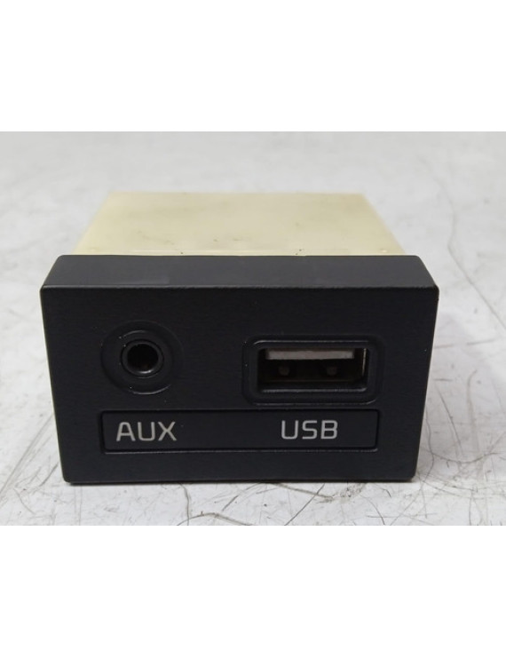 Entrada Aux Usb Auxiliar Cerato 2014 - 2019