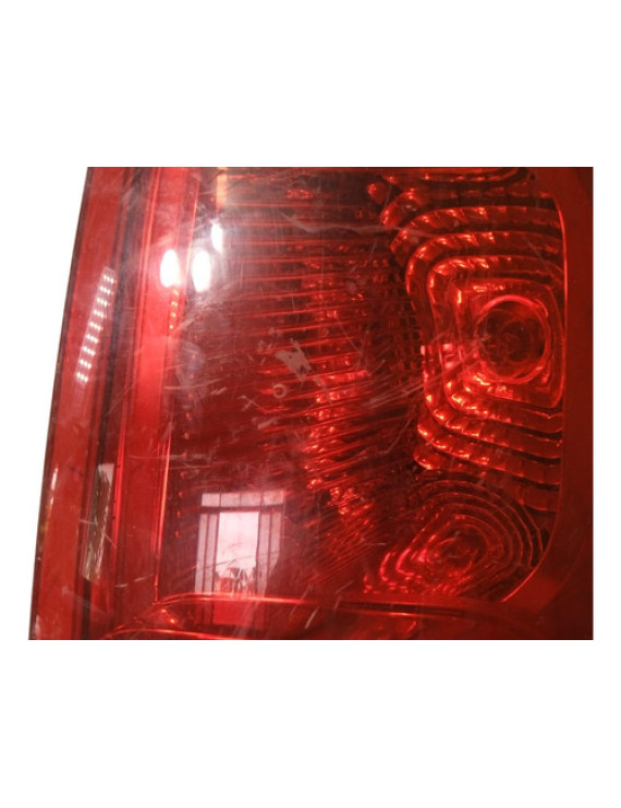 Lanterna Direita Fiat Uno Vivace 2011 2012 2013 2014 Direito/passageiro Vermelho