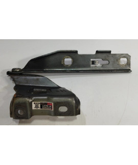 Dobradiça Esquerda Capô Audi A5 2.0 2013